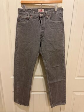 LEVI'S 501 Gray Straight Leg Button Fly 33x36 Mens tall Jeans